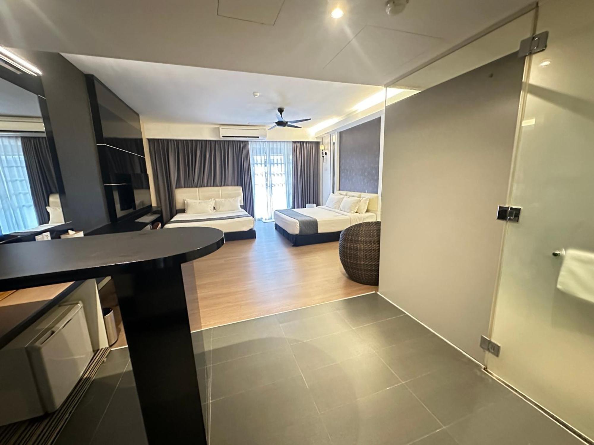 The Sterling Boutique Hotel Melaka Bagian luar foto