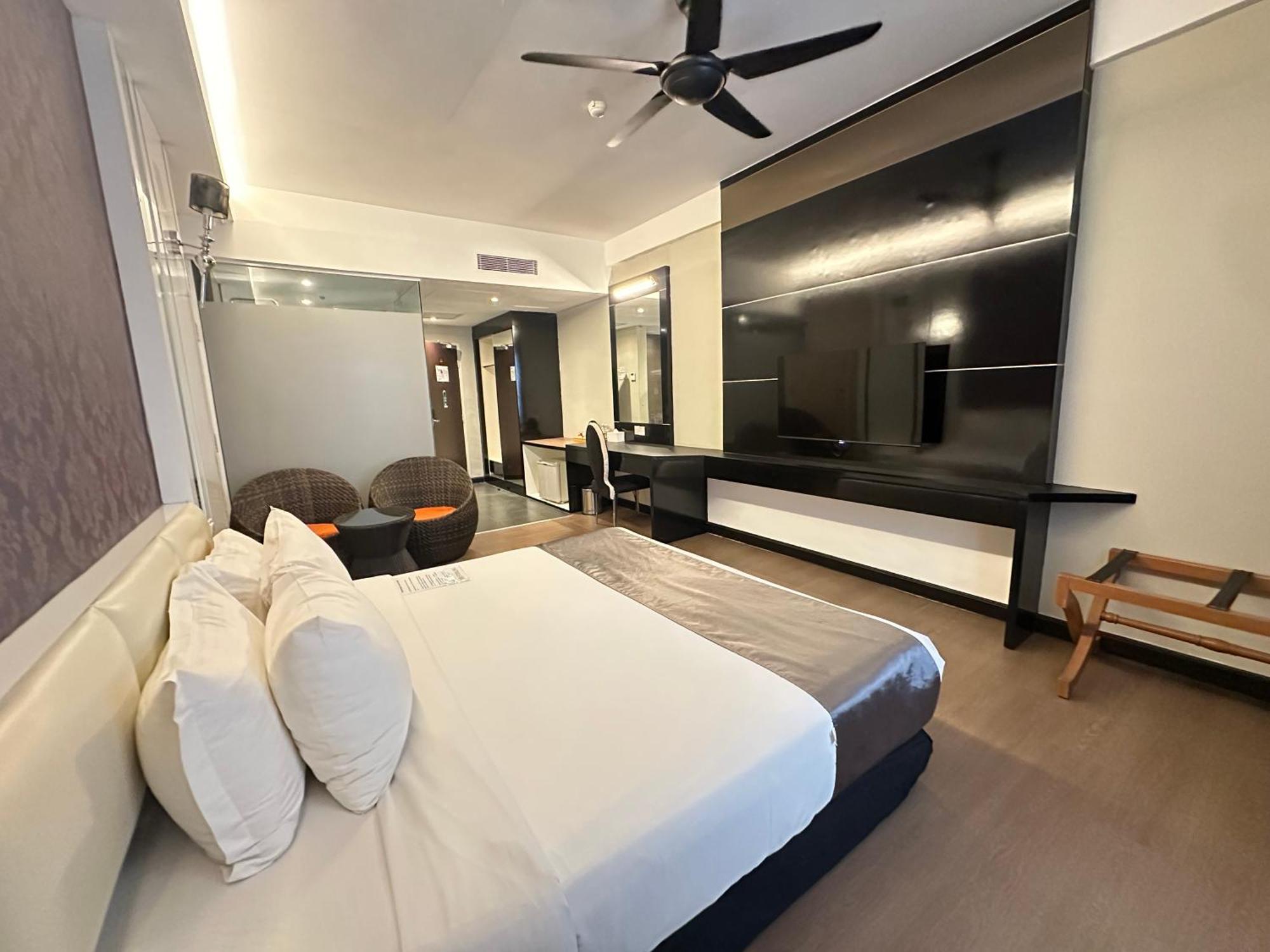 The Sterling Boutique Hotel Melaka Bagian luar foto