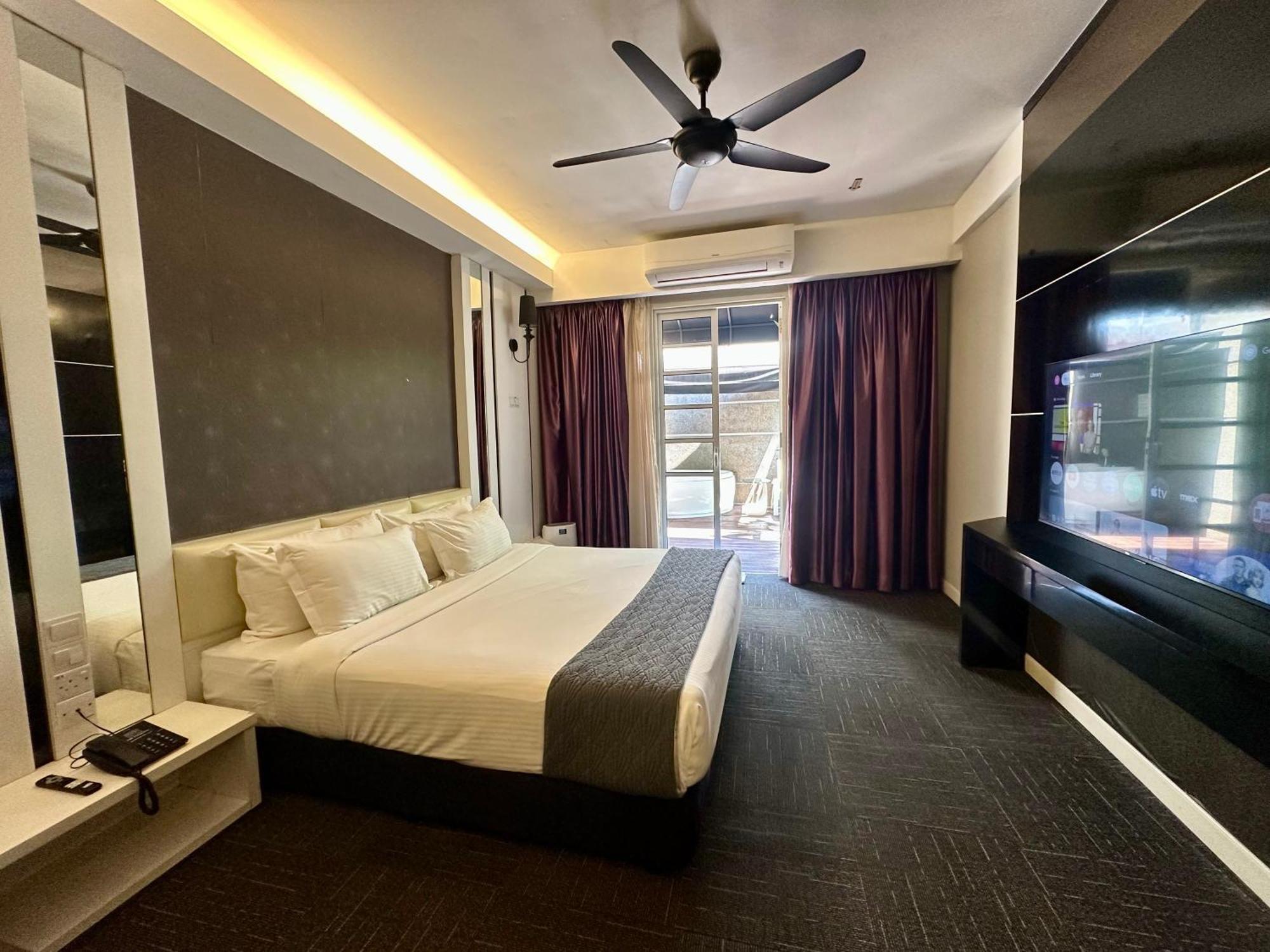 The Sterling Boutique Hotel Melaka Bagian luar foto