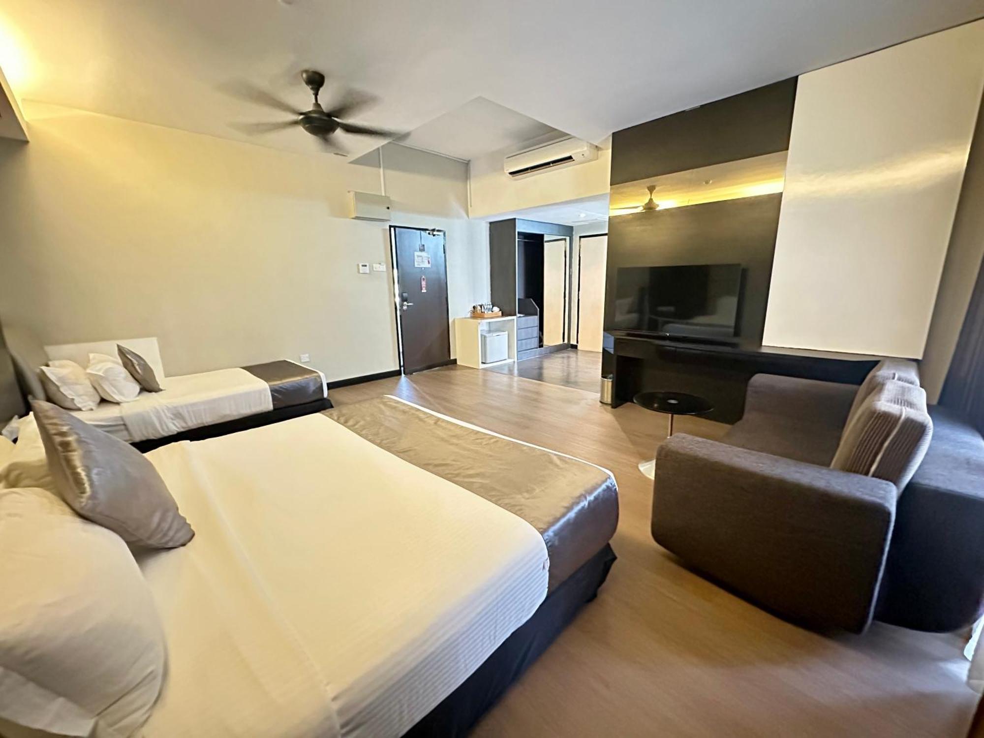 The Sterling Boutique Hotel Melaka Bagian luar foto